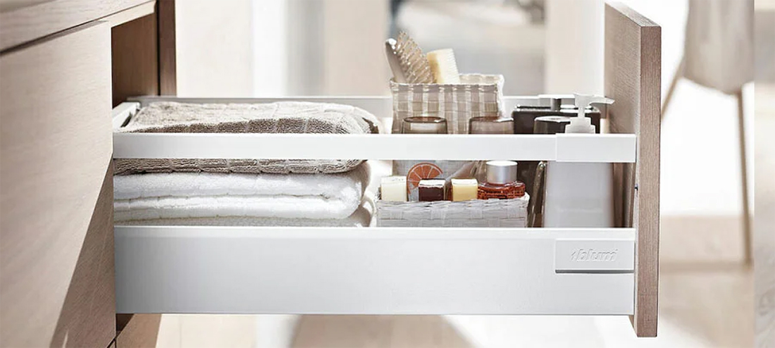 Montaż szuflad Tandembox Antaro